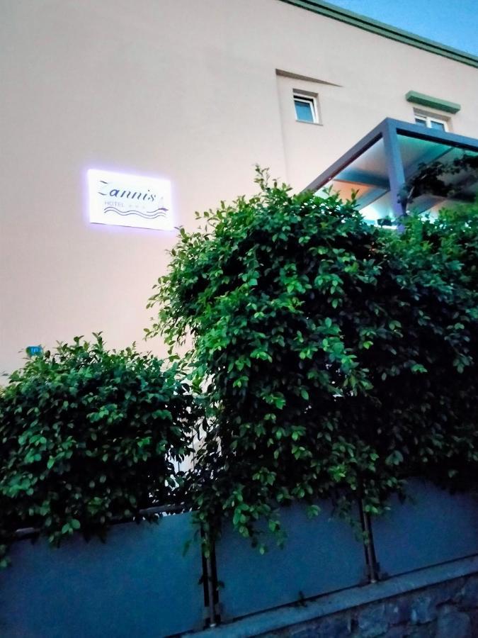 Zannis Hotel Resmo Dış mekan fotoğraf